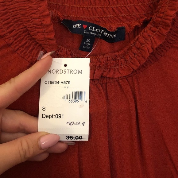 Burnt Orange Top - Picture 3 of 4